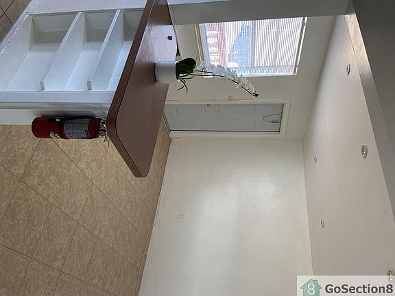 4th image of 3525 NW 35th Ave #9