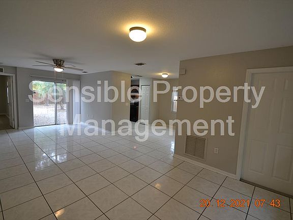 2nd image of 6004 N 32nd St