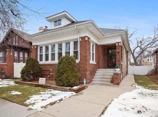 9821 S Seeley Ave, Chicago, IL