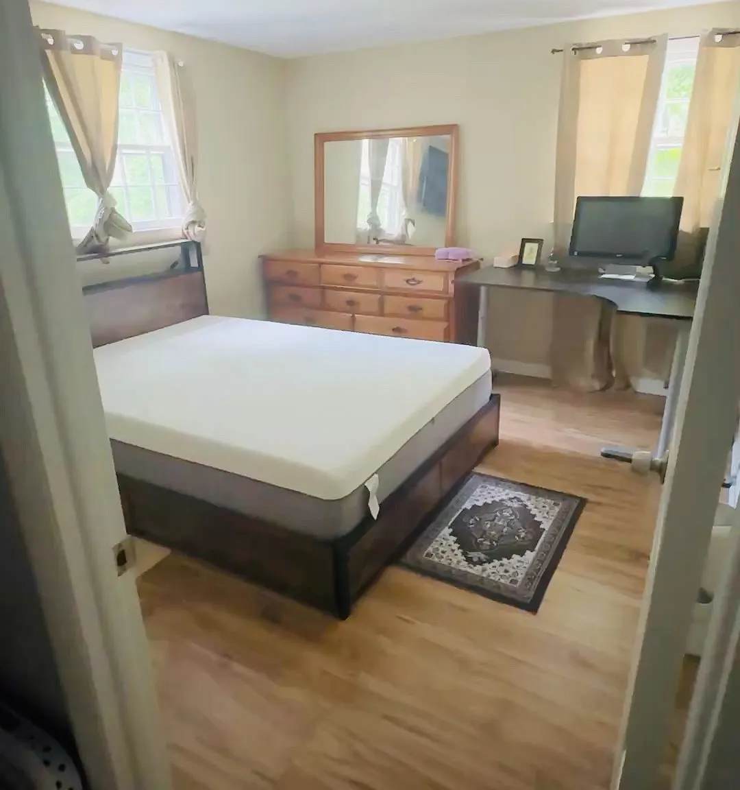 4 bed, $3,800 — Photo 4
