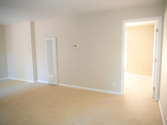 Spacious living room