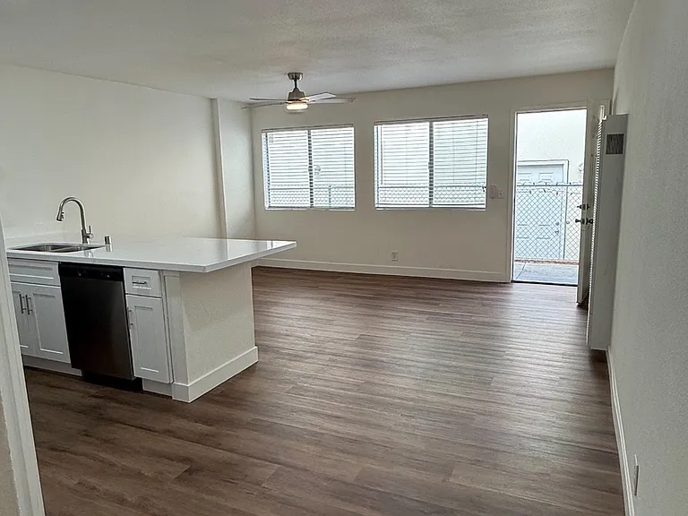 34092 El Encanto Ave #B — Photo 1