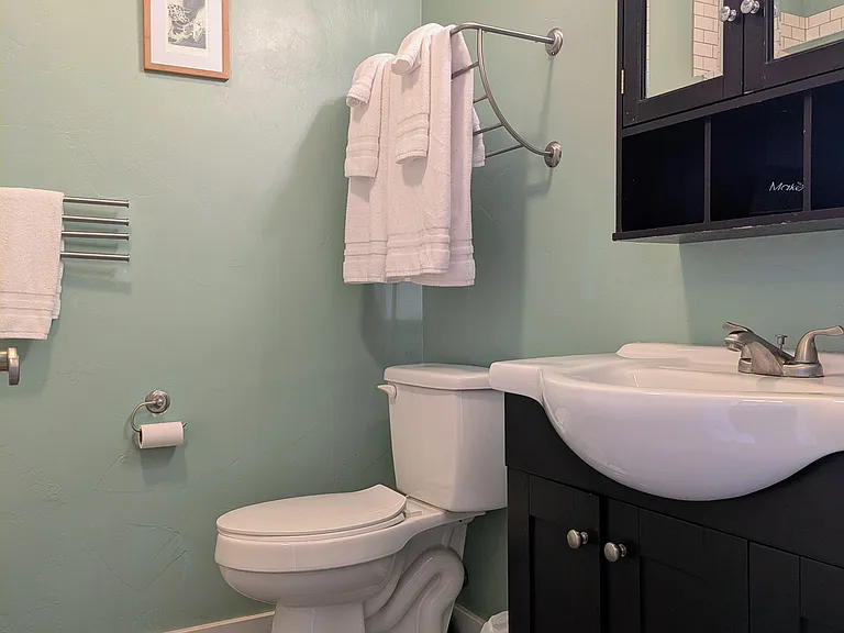 223 W Center St #10 — Photo 6