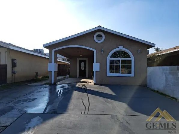 2111 Kalibo St, Delano, CA 93215