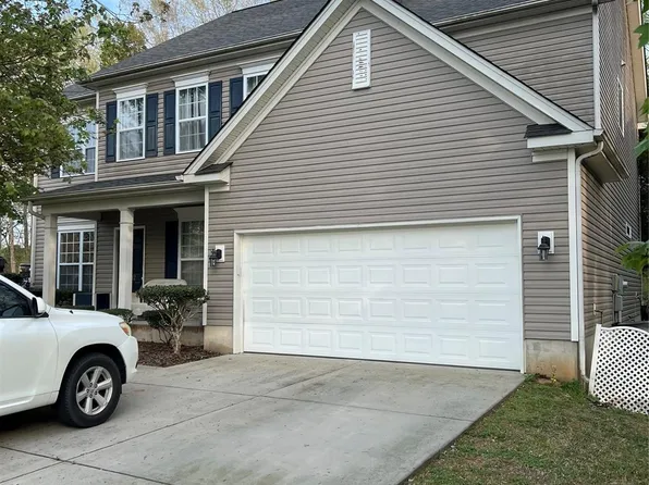 8212 Four Sisters Ln, Charlotte, NC 28215