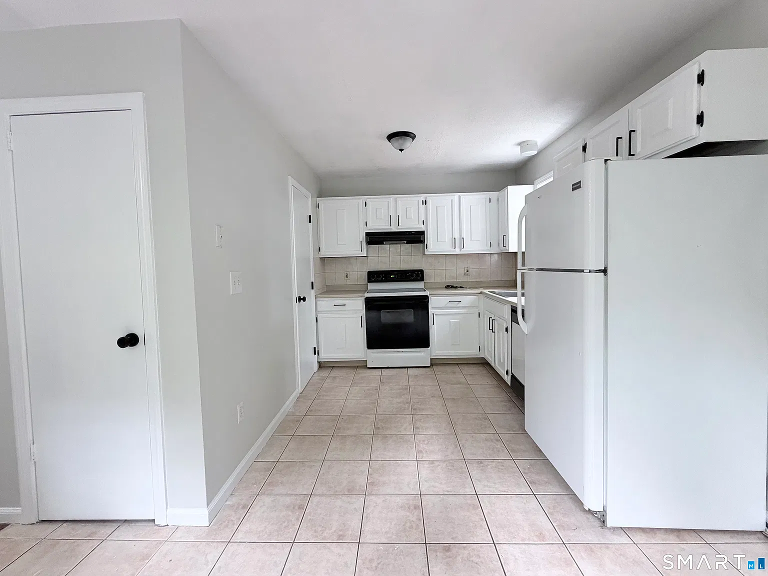 2 bed, 1.5 bath, 1018 sqft, $2,000 — Photo 4