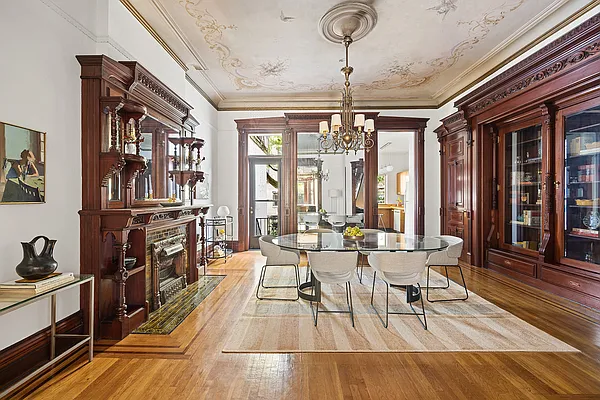 Sold by Corcoran | media 7