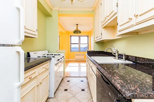 Sold by Halstead Real Estate | media 19