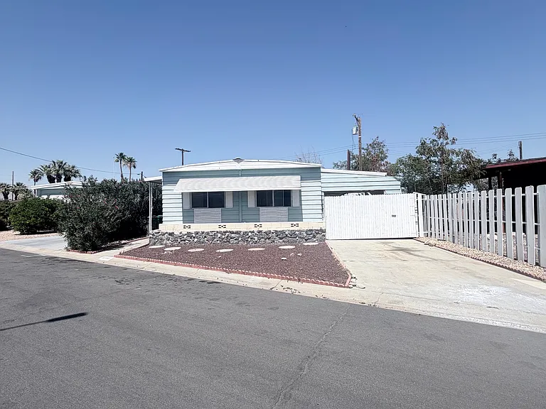 32160 Cody Ave — Photo 26