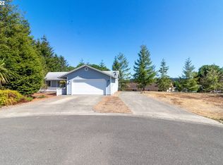 1510 Xylo St, Florence, OR 97439