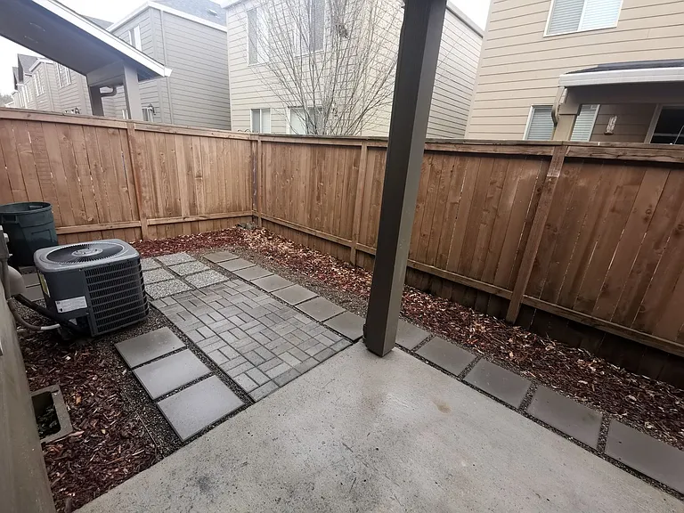 2641 NE 130th Ct — Photo 47