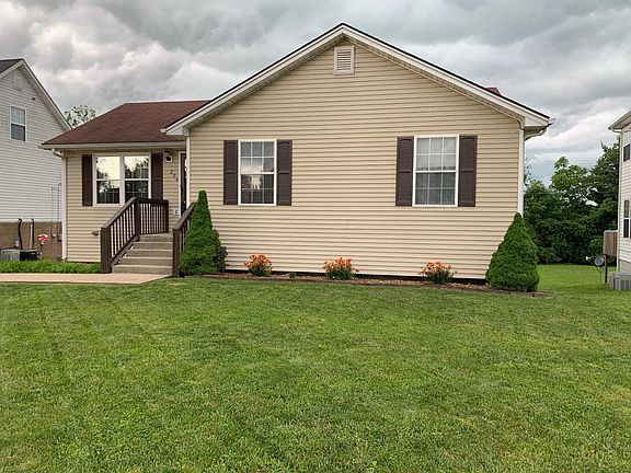 3rd image of 204 Briar Patch Ln