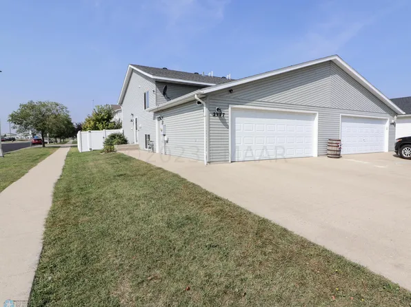 2947 Wheatland Dr S, Fargo, ND 58103