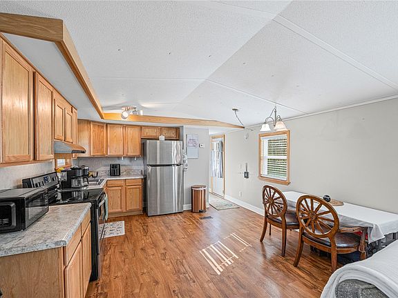 5th image of 254 Williamson Hill Rd