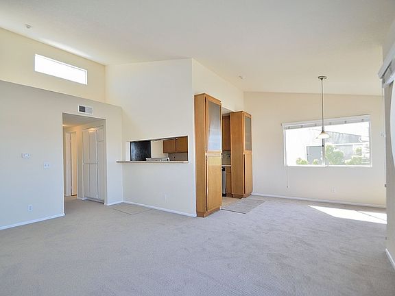 5th image of 710-732 5th St #722