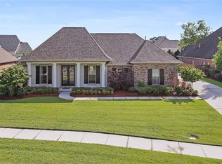217 Lac Cypriere Dr, Luling, LA 70070