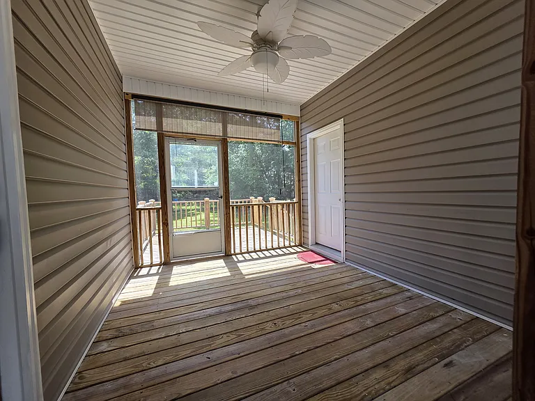210 Chadwick Shores Dr — Photo 17