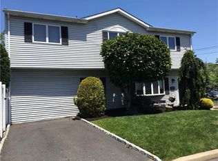 84 N Main St, Iselin, NJ 08830