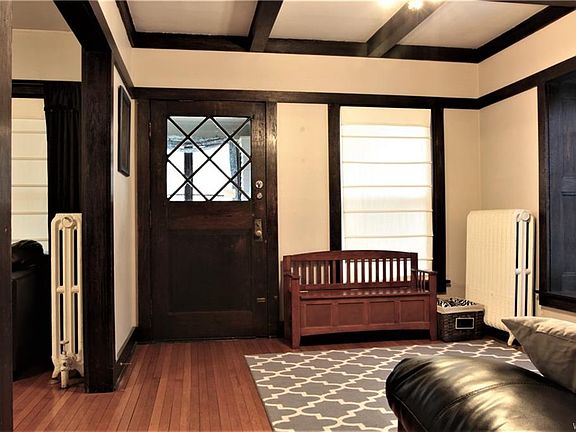 3rd image of 56 W Oakwood Pl