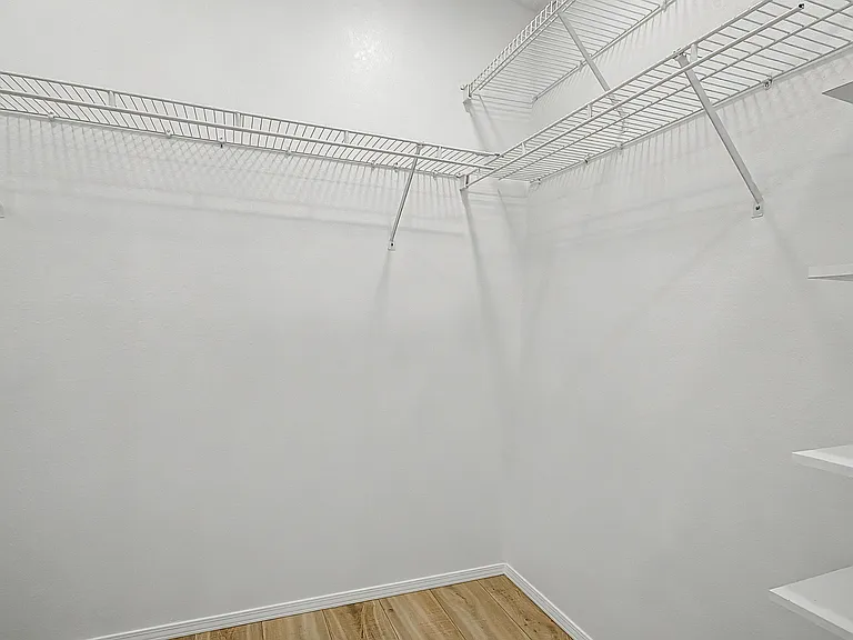 Walk-in closet