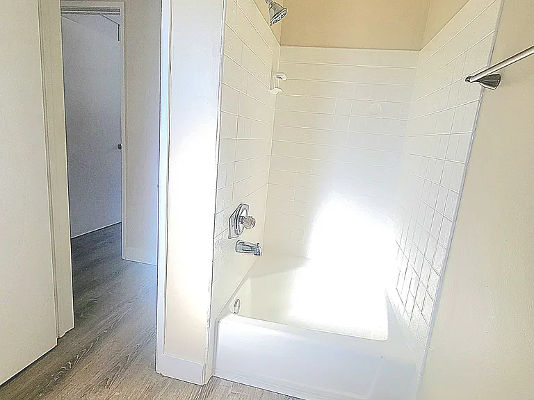 1742 Diamond St #10 — Photo 14
