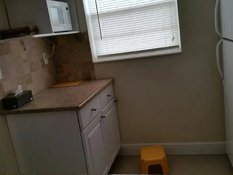5061 W Oakland Park Blvd #206 — Photo 9