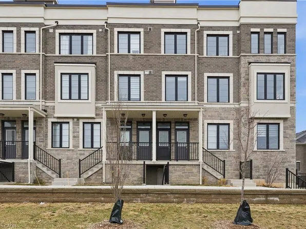383 Dundas St E #58, Hamilton, ON L8B 1X6