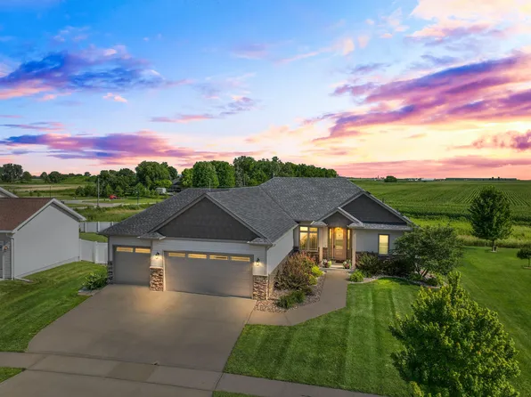 2526 Coyote Dr, Ames, IA 50014