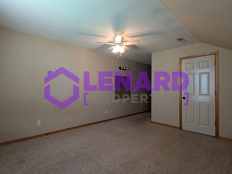 714 S Pinhook Dr #714 — Photo 11