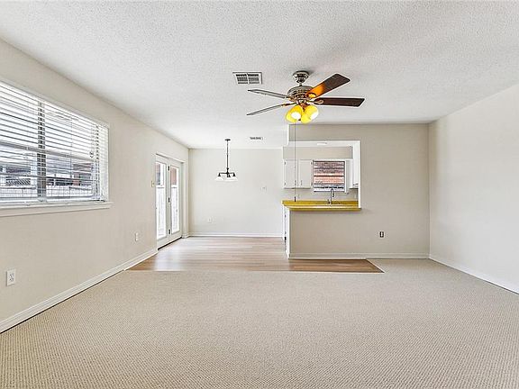 4th image of 340 Sugarpine Dr