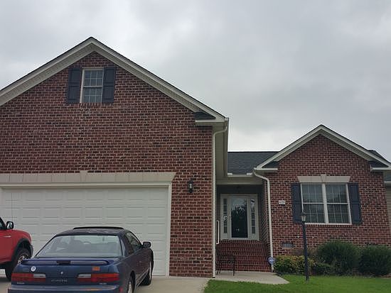 1st image of 620 Yellowstone Dr