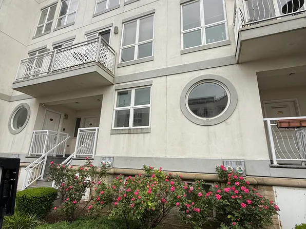 3116 Emmons Avenue image 3 of 47