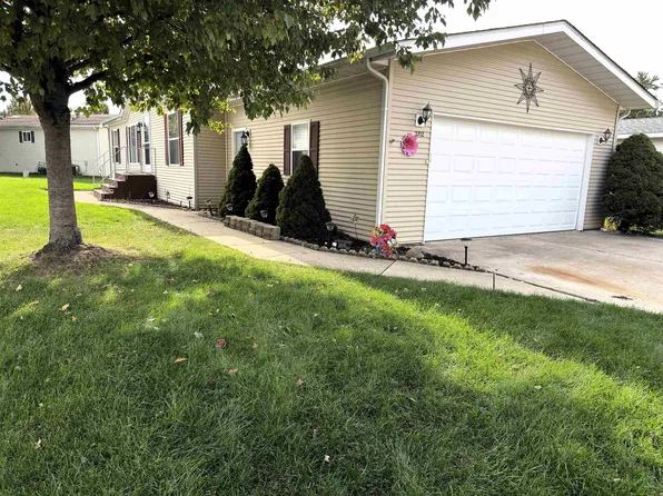 3702 E Wood Ct, Belvidere, IL 61008