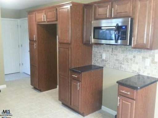 5th image of 8218 Willesdon Sq