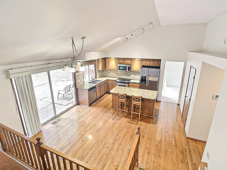 23952 SE 40th Pl — Photo 19