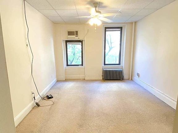 4th image of 739 2nd Ave #2D