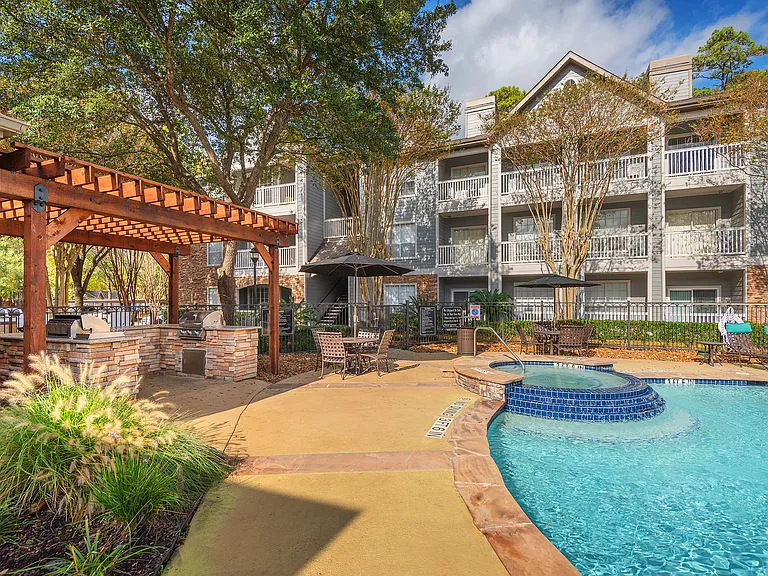 Lodge at Cypresswood Apartments — Photo 10