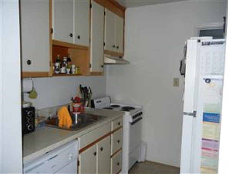 2nd image of 355 Beechmont Dr
