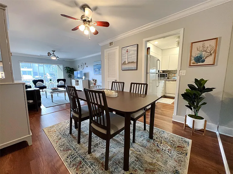 6239 Bay Club Dr #1 — Photo 9