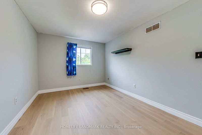 Oakville Townhouse for rent - 4 Bedrooms — photo 22