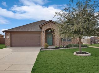 228 Oaklawn Dr, Ponder, TX 76259