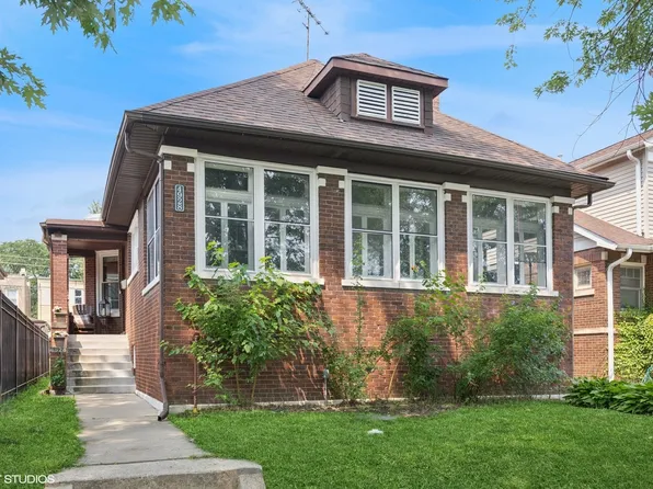4928 N Central Park Ave, Chicago, IL 60625