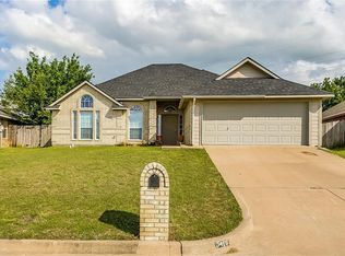3416 Cobblestone Dr, Forest Hill, TX 76140
