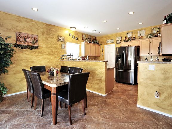 5th image of 6537 S Giuliani Ave