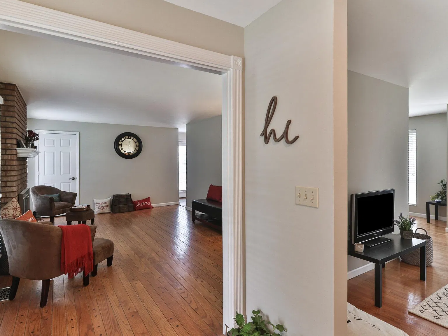 421 Brooktree Dr — Photo 4