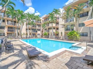 995 SW 84th Ave APT 202, Miami, FL 33144