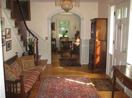 3rd image of 1914 Scottwood Ave