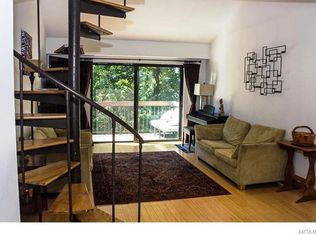 26 Bronxville Glen Dr APT 11, Bronxville, NY 10708