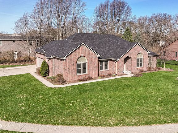 3rd image of 7830 Indian Pointe Dr