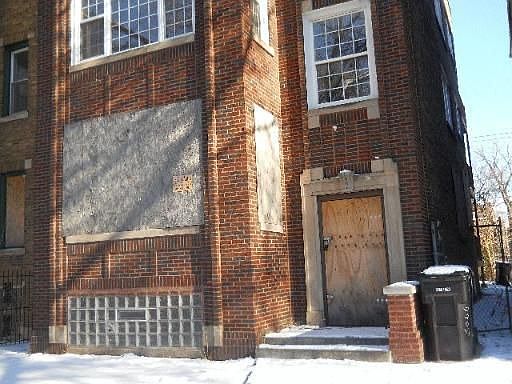 1st image of 7827 S Yates Ave #1